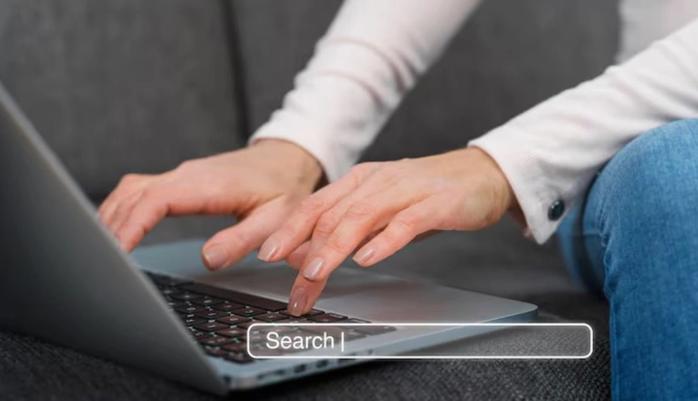 Accessing archived articles improving search engine visibility